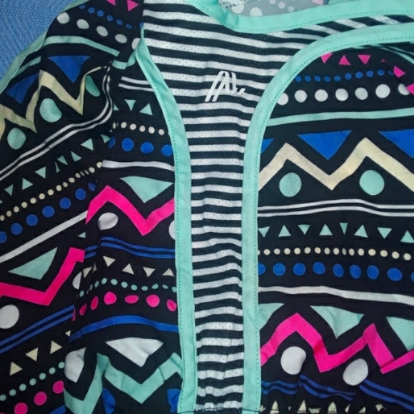 Womans Size Small Shorts Running Sports Multicolored Abstract Shorts - Picture 5 of 5